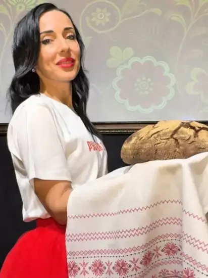 Мон Ксения